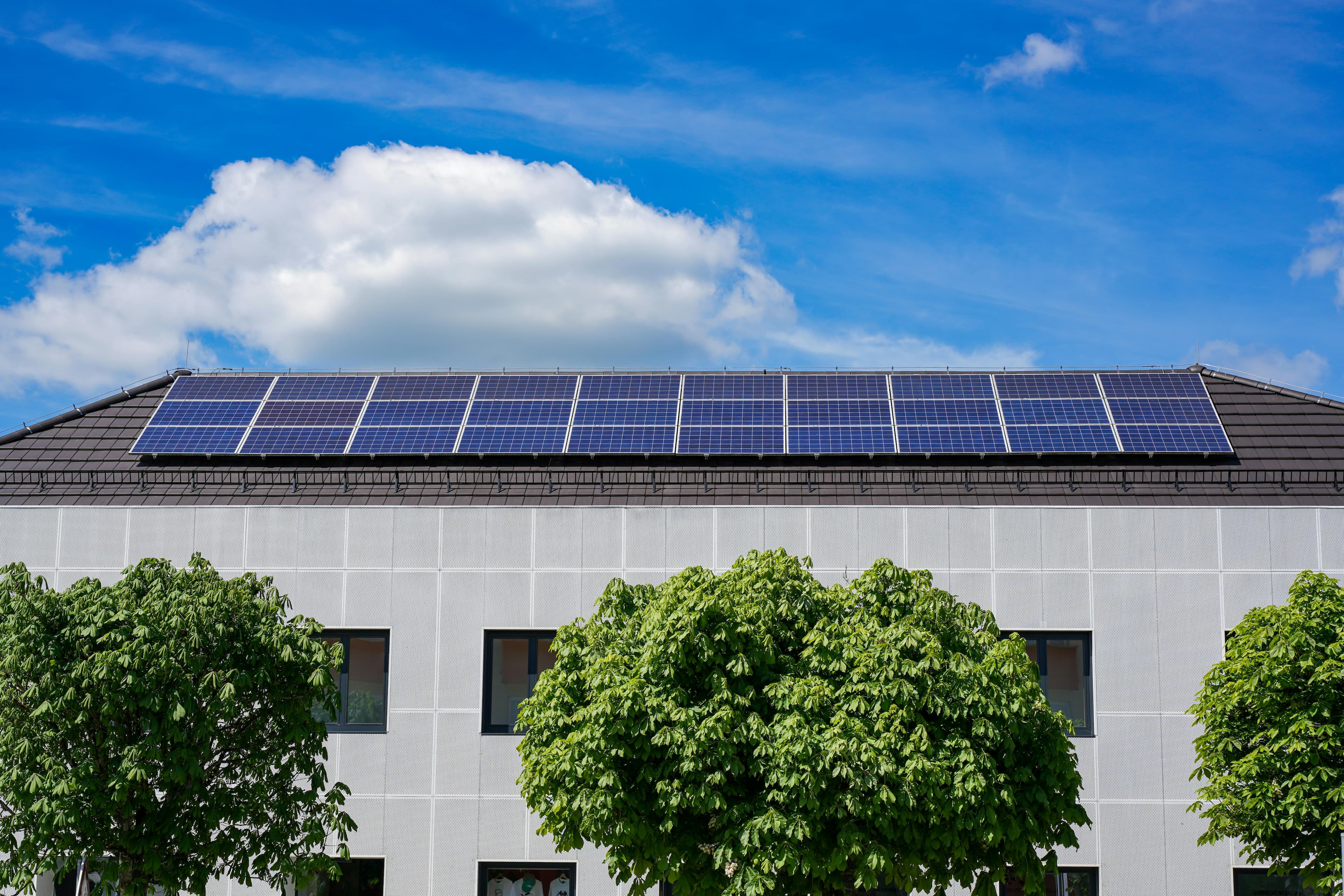 Certificado de eficiencia energética y paneles solares Valencia